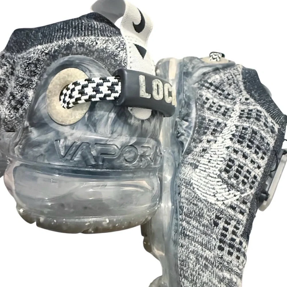 Nike Vapormax FlyKnit GS Sneaker - Picture 8 of 10